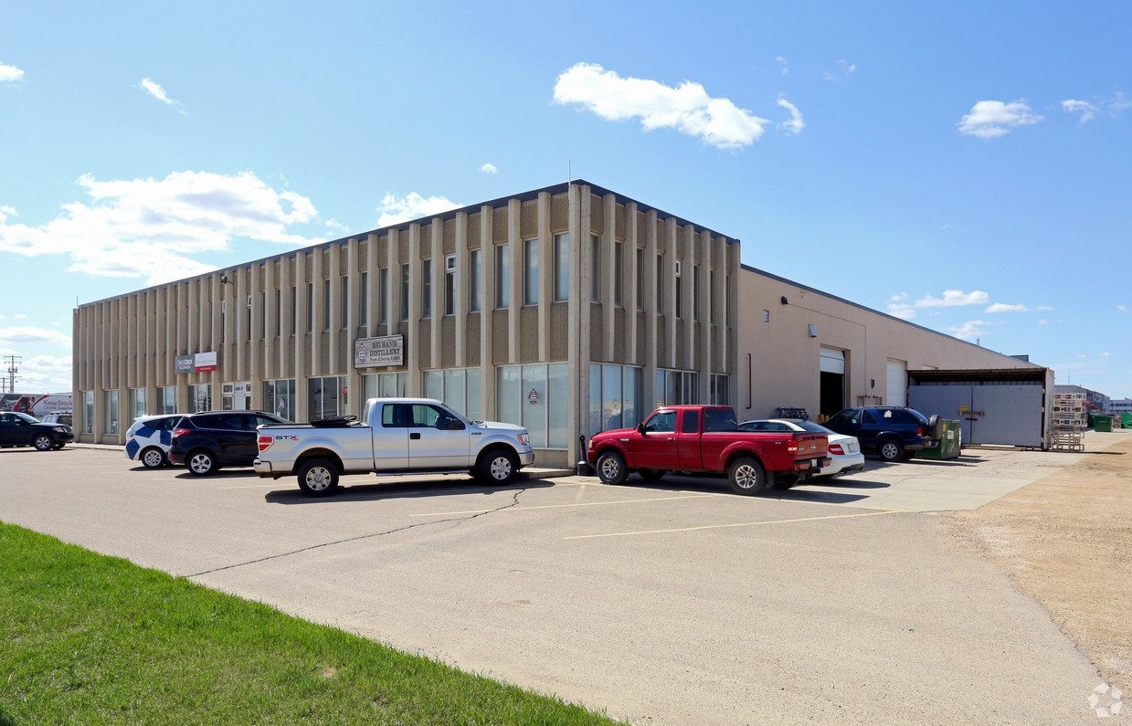 Bay / Warehouse Available for Lease - Nisku