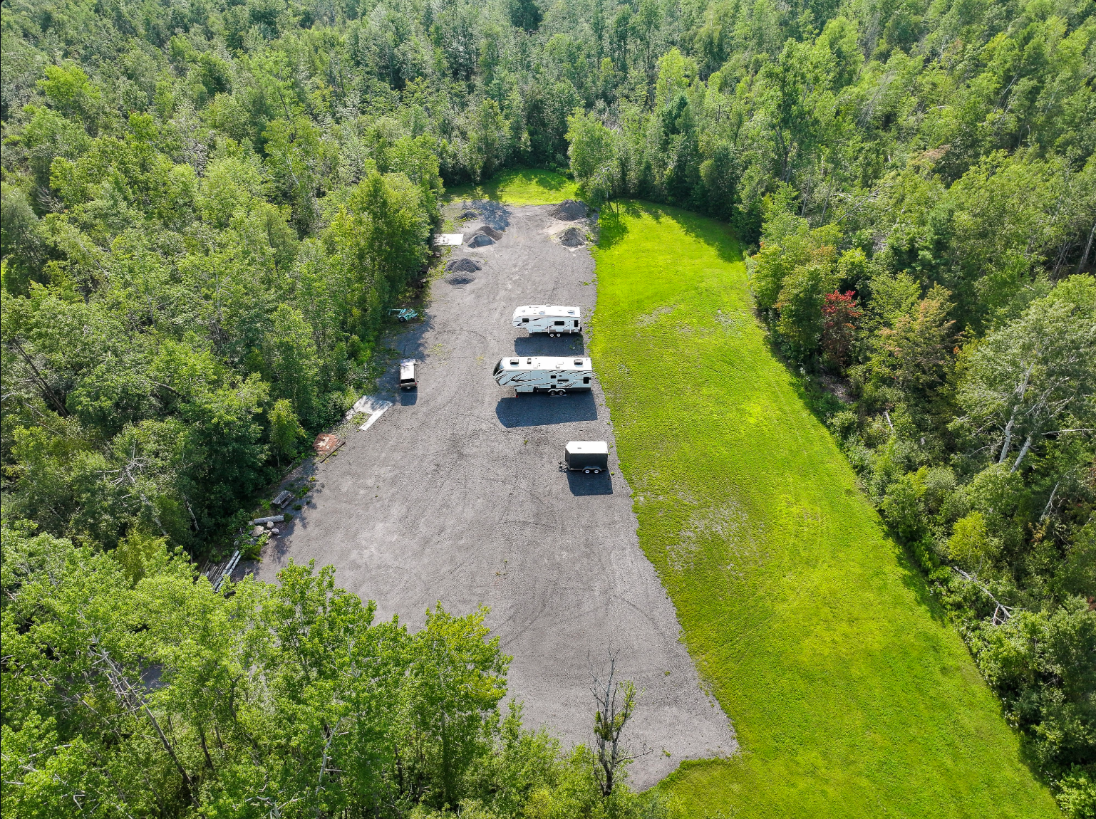 Boat/RV/Cars Outdoor Storage 10 min East End from Ottawa by Highway 417