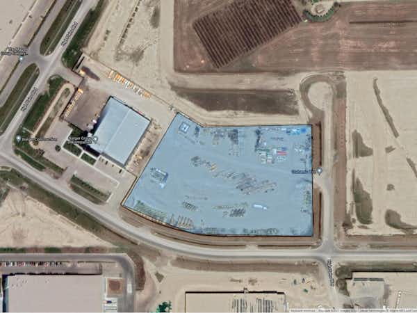 North Calgary Metro Industrial Yard Space for Rent