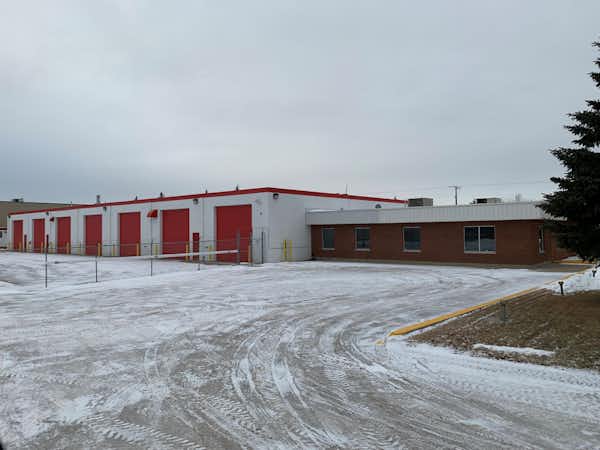 Edmonton warehouse/yard/office
